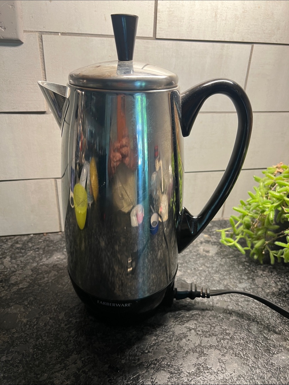 Farberware Stainless Steel Coffee Percolator. 12 cup. Heats immediately. Exc con